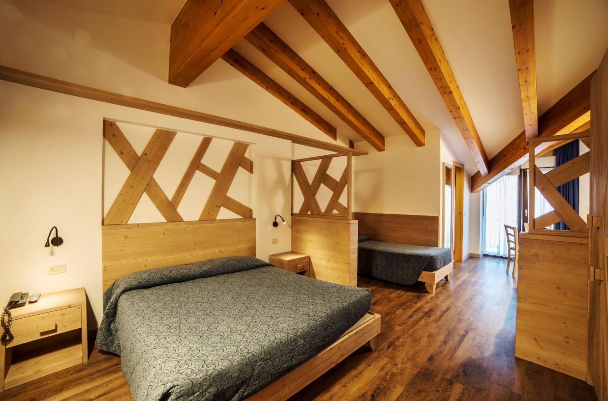 Hotel Al Plan אנדלו מראה חיצוני תמונה